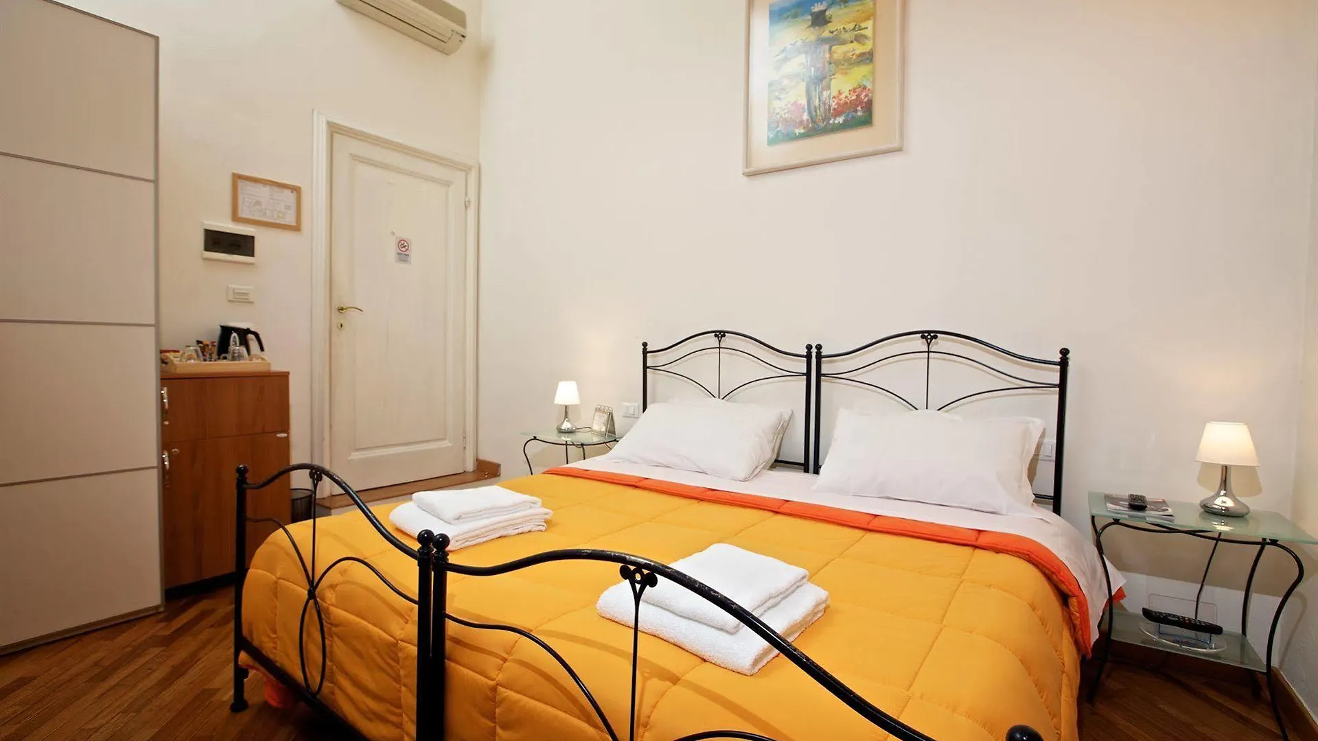 La Locandiera B&B Florence Bed & Breakfast