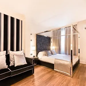 verona-house.hotelinveneto.com/