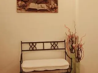 La Locandiera B&B Флоренция 2*,